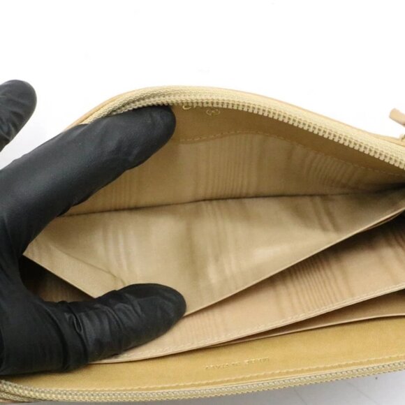 Chanel CC Logo Timeless Caviar Beige Leather Around Zip Around Wallet - Picture 10 of 14